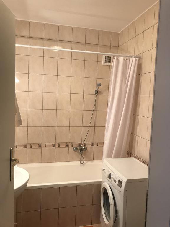 Arany Apartman Szeged Buitenkant foto