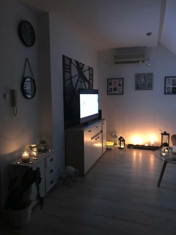 Arany Apartman Szeged Buitenkant foto